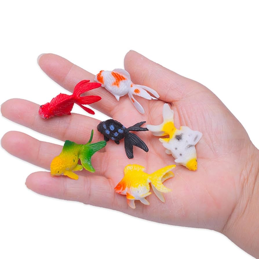 Amazon.co.jp: ミニチュア金魚の置物, プラスチックの金魚の水槽